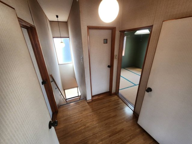 一ノ割戸建の洋室|２階　洋室５帖　　