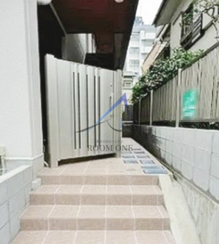 エクセドラ北参道のエントランス|エントランスです。