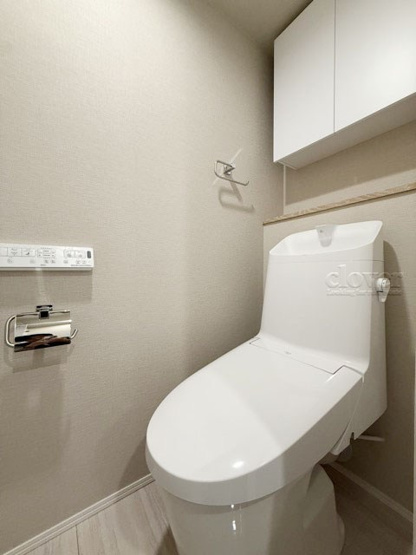 【トイレ】 | 池上コーポラス | トイレはもともと個人の領域である自宅の中でも、最もプライベートな空間です。だからこそ、ほしい「落ち着き」がここにあります。～即日のご見学可能～　お問合せはお気軽にどうぞ。
