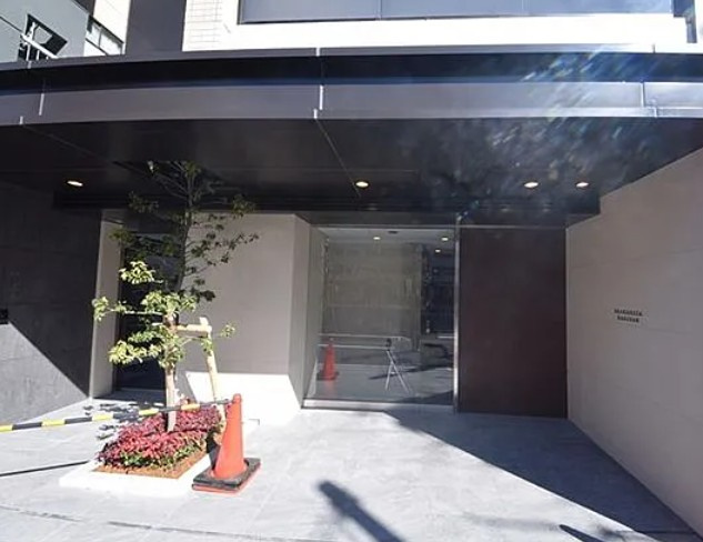 ブランシエスタ白山のエントランス