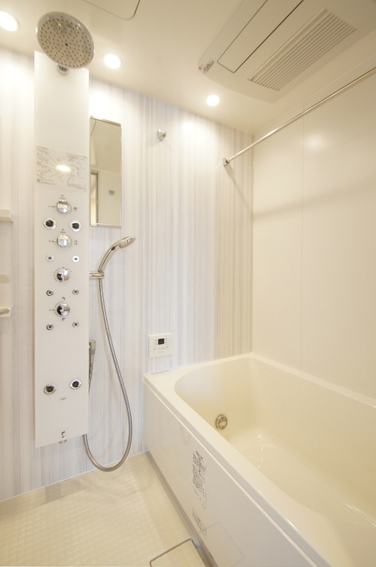 ブランシエスタ白山の浴室