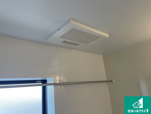 木津川市南加茂台　新築一戸建ての外観|周辺は落ち着いた街並みの住宅地！子育てがしやすい住環境です！まだ未完成ですが、現地でしかわからない事もございます。是非一度ご覧ください。
