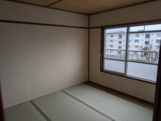 上高丸厚生年金住宅3号棟の和室