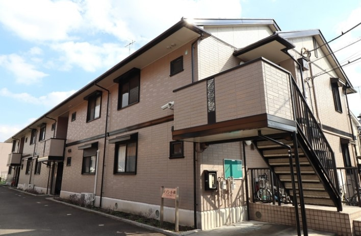 府中市小柳町２丁目のアパートの外観