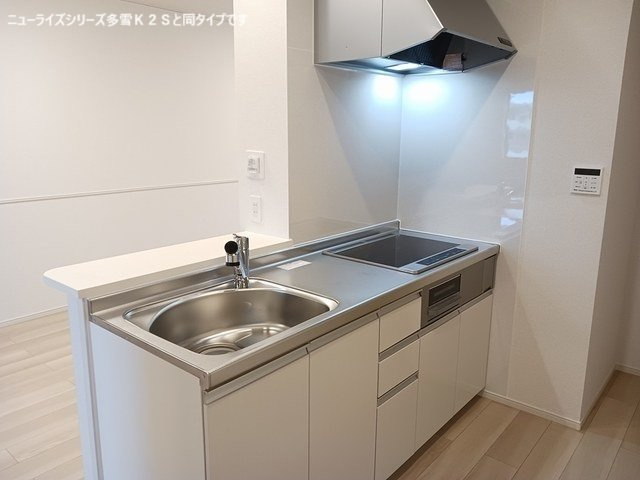 シャトー　ソレイユⅢ　Ａのキッチン|きれいなキッチンです