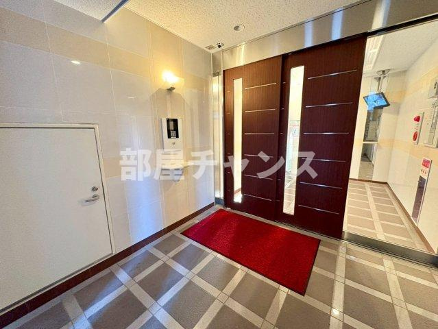サンエスケーイワタ丸の内のエントランス