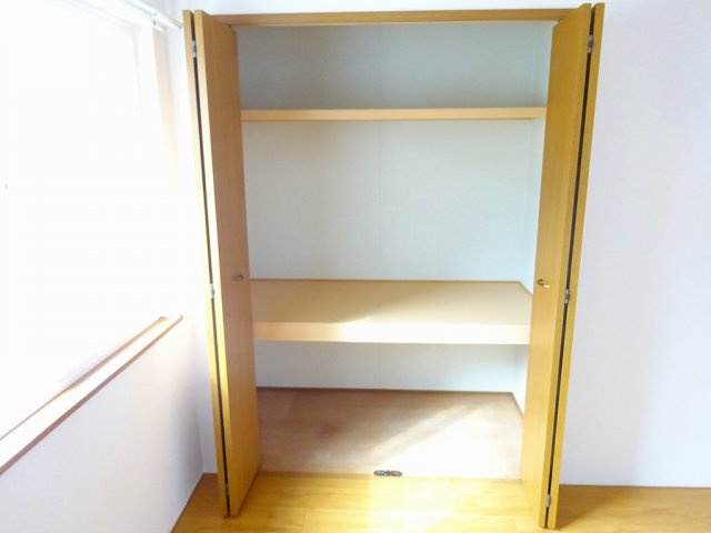 アンセリアの収納|収納豊富です