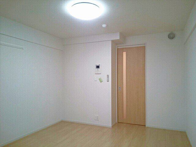 シェモワ　八尾の内装