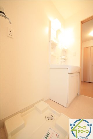 ミーテ　ククルの独立洗面台|※類似部屋