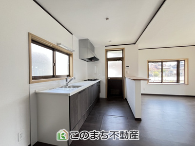 【内装】 | KEM小山市横倉新田1期 | お料理や食材を置いたりと使い方自由なカウンター設置済み☆