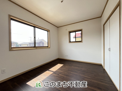 【洋室】 | KEM小山市横倉新田1期 | 南向きで陽当たりの良い洋室♪風通しもよく快適です☆
