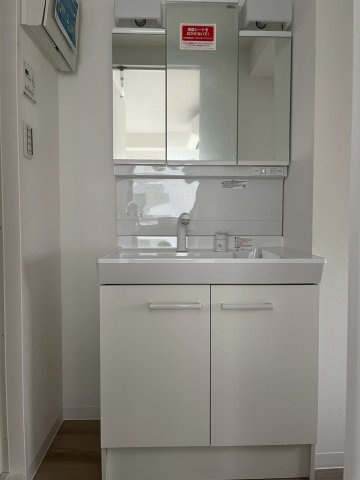 【独立洗面台】