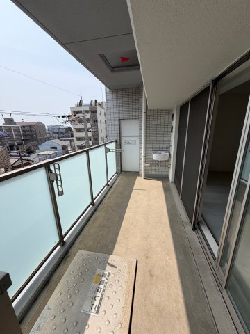 ブランズ塚口町一丁目のバルコニー