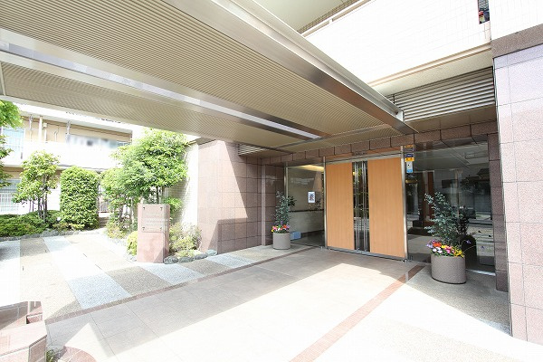  | コスモステージひばりヶ丘アミュージア　(保谷店) | スーパーやコンビニが徒歩5分圏内で毎日のお買い物もラクラク。