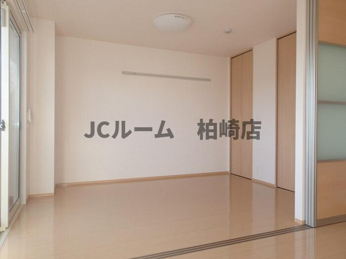 柏崎市幸町のアパートの寝室