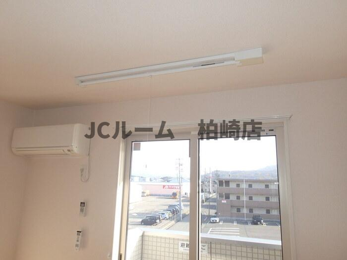 柏崎市幸町のアパートのロビー