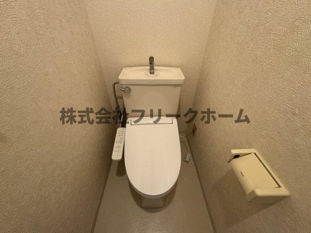 小金井市中町２丁目の賃貸マンションのトイレ