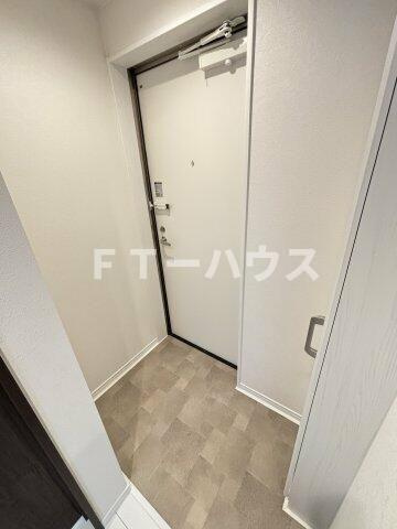 ウィンメゾン薬園台の玄関