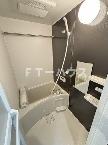 ウィンメゾン薬園台の浴室