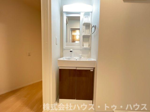 ビルゲ高柳の独立洗面台
