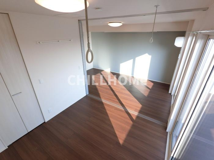 ル リッシュ　Ｃの居間・リビング|当社、チルホームのHPもご覧ください(^^)/物件情報多数♪