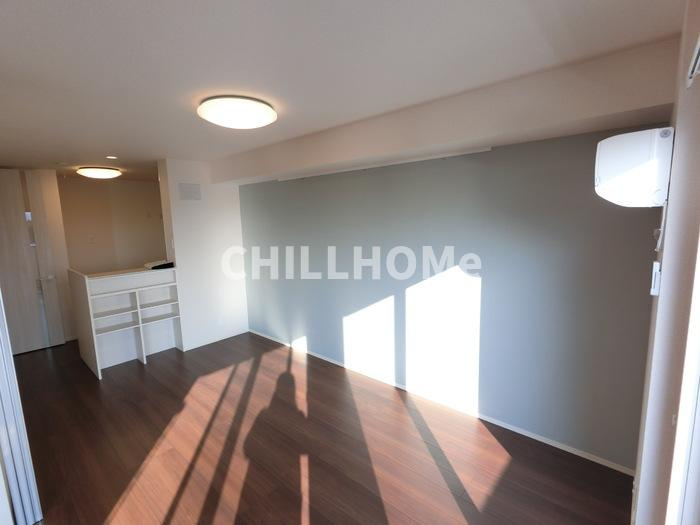 ル リッシュ　Ｃの居間・リビング|当社、チルホームのHPもご覧ください(^^)/物件情報多数♪