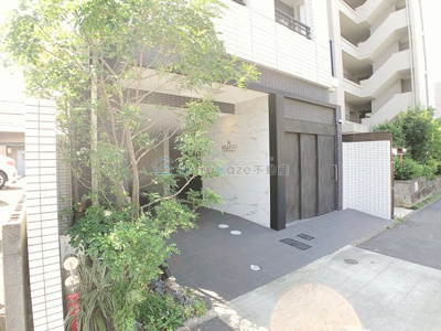 【エントランス】 | AVANTI aratamabashi【名古屋市賃貸・宅配BOX】