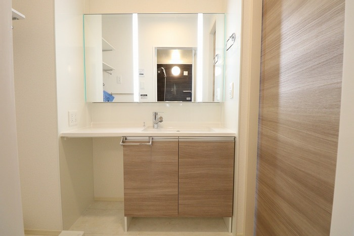 Fleur(フルール） Aの独立洗面台|大型洗面化粧台