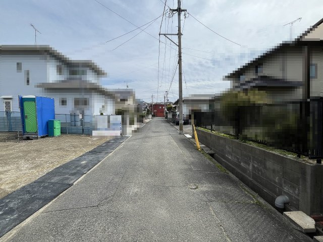 【その他】 | 糟屋郡篠栗町尾仲2丁目1期　1号棟（全1棟）【仲介手数料無料・0円】 | 現地写真。前面道路です。
