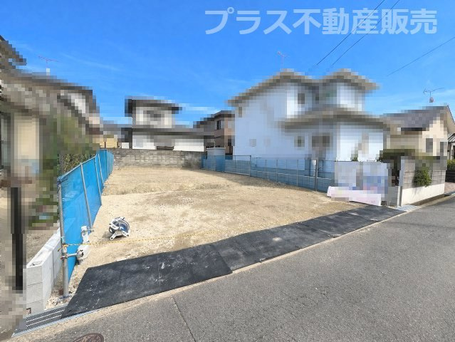 【玄関】 | 糟屋郡篠栗町尾仲2丁目1期　1号棟（全1棟）【仲介手数料無料・0円】 | 施工例。施工例は完成時と異なる場合があります。