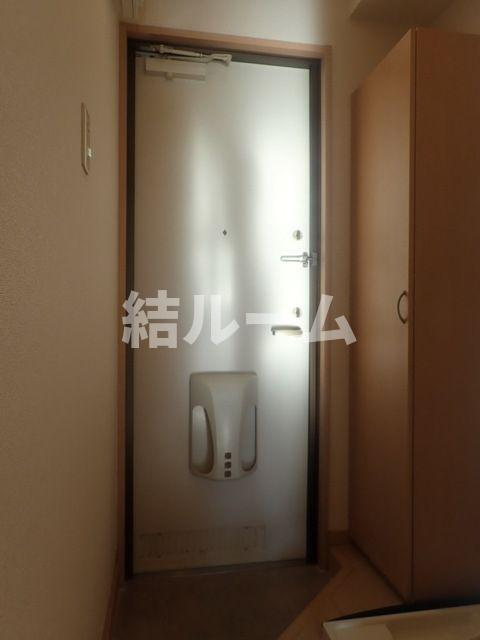 練馬区中村北１丁目のアパートの玄関