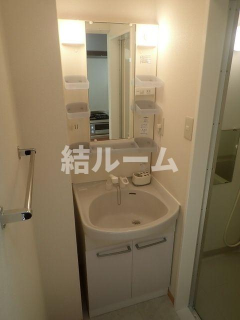 練馬区中村北１丁目のアパートの洗面所