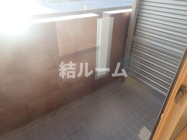 練馬区中村北１丁目のアパートのバルコニー