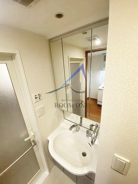 日神デュオステージ浅草の独立洗面台|洗面台です。