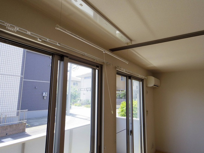 フィールドハイツ花園の設備|室内物干し（雨の日などに重宝します）・エアコン