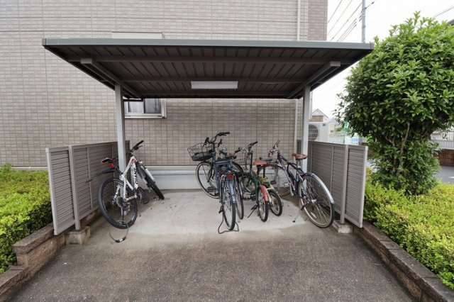 フィールドハイツ花園のその他共用部分|駐輪場