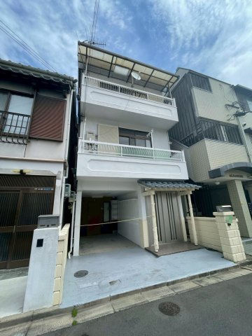 寝屋川市長栄寺町の外観
