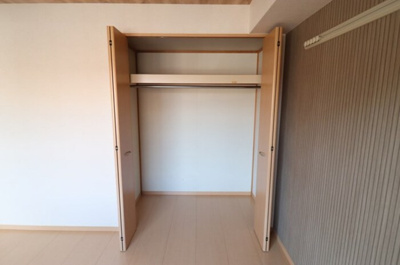 【収納】 | リビングタウン大金平 B | クローゼット