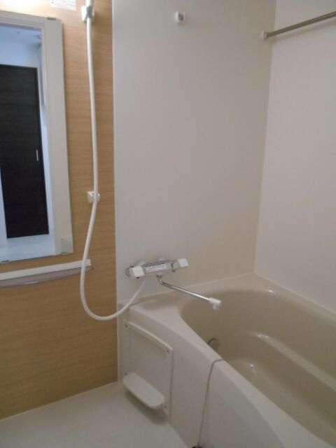 イアース三ノ輪の浴室