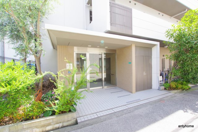 翠香園　仲介手数料無料のエントランス