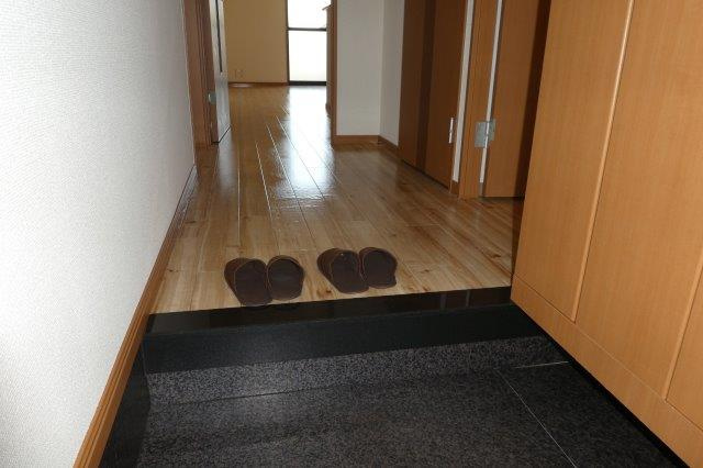 アメニティ羽島の玄関