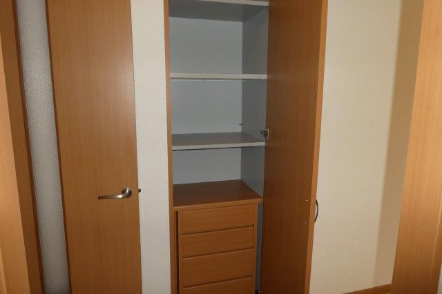 アメニティ羽島の収納|LDK収納