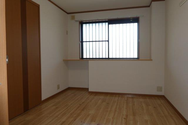 アメニティ羽島の寝室|洋室