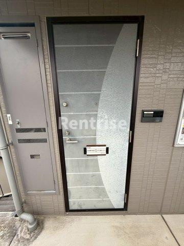 ヴィレッジタカミドー Ａの玄関