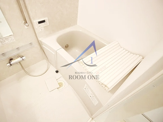 レーヴKJの浴室|お風呂です。