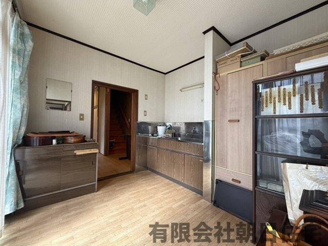 【キッチン】 | 斐川町直江中古戸建 | コンパクトなキッチンで掃除もラクラク