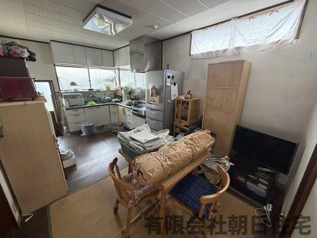 【居間・リビング】 | 斐川町直江中古戸建 | リビングです
