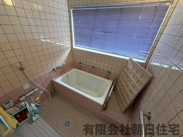 【浴室】 | 斐川町直江中古戸建 | ゆったり過ごせるお風呂です