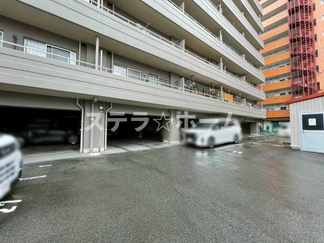 サニーコーポ東三国の駐車場|カースペースがあります