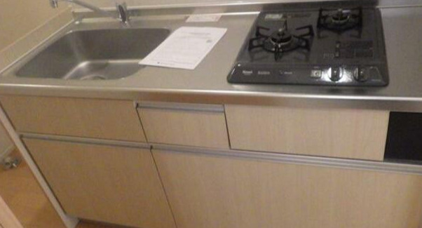 小金井市中町２丁目のアパートのキッチン